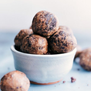 Cookies and Cream Protein Bites