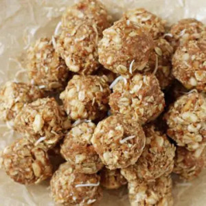 White Chocolate Protein Bites